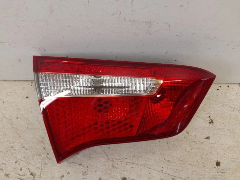 Фонарь Kia Rio 2010-2015 3