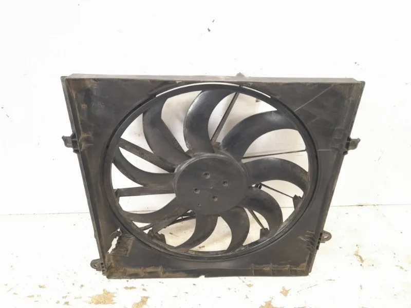 Диффузор вентилятора Hyundai Santa Fe 2018- 4