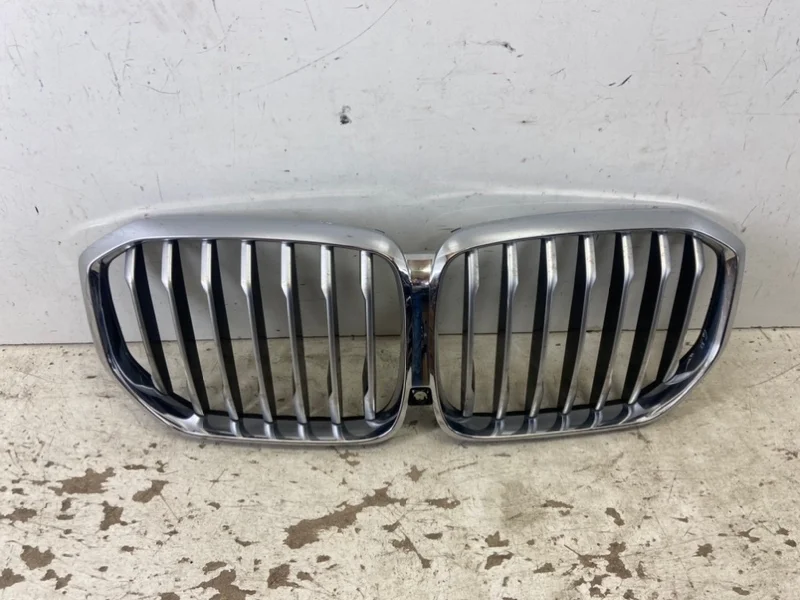 Решетка радиатора BMW X5 2018- G05