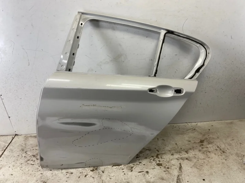 Дверь BMW 1er 2011- F20