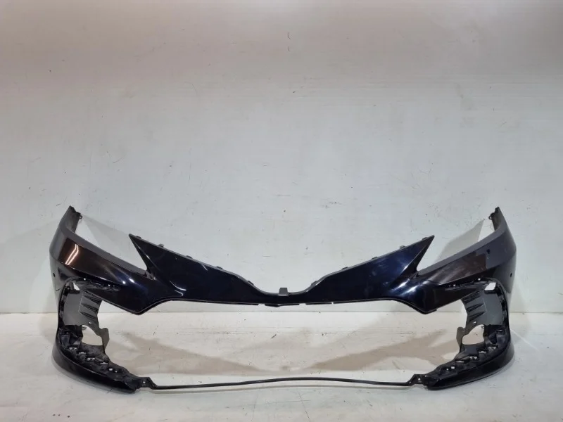 Бампер Toyota Camry 2021- V70