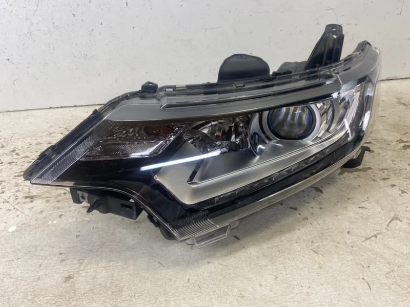 Фара Outlander 2015- 3