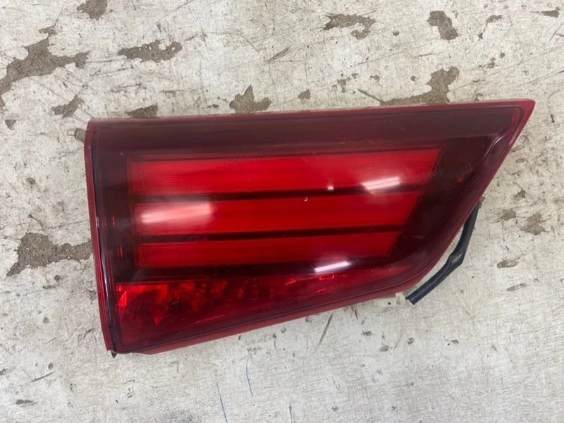 Фонарь Mitsubishi Outlander 2015- 3