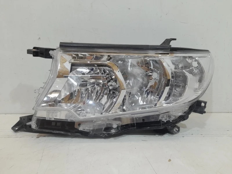 Фара Toyota Land Cruiser Prado 2017-2019 150