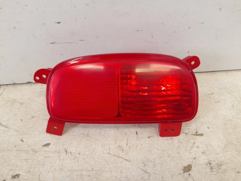 Фонарь противотуманный kia Sorento 2010- XM