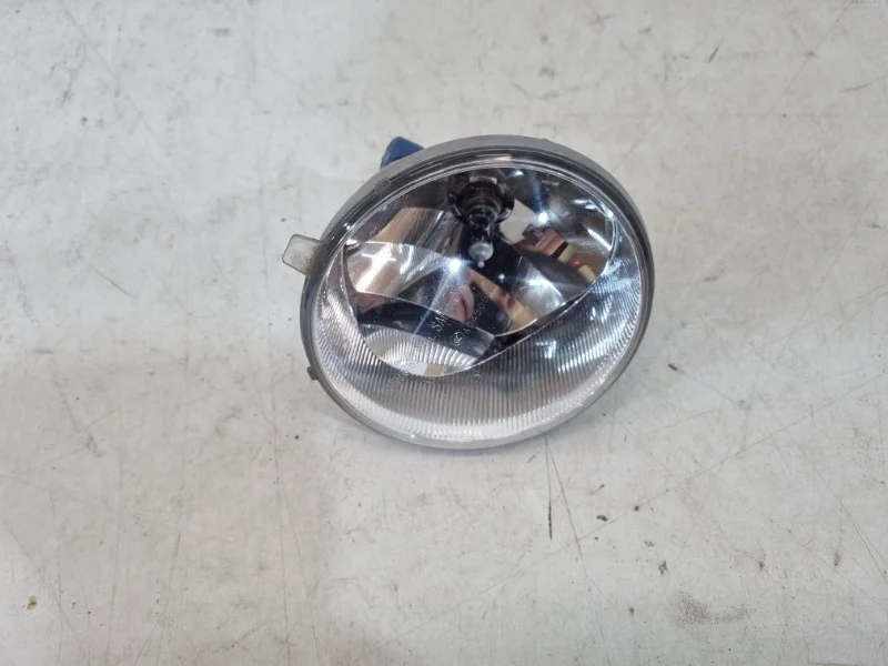 Фара противотуманная Toyota Rav4 2013-2016