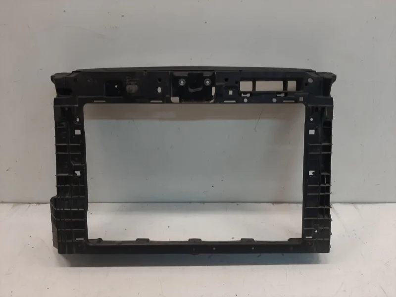 Панель передняя (телевизор) Volkswagen Polo 2020- 6