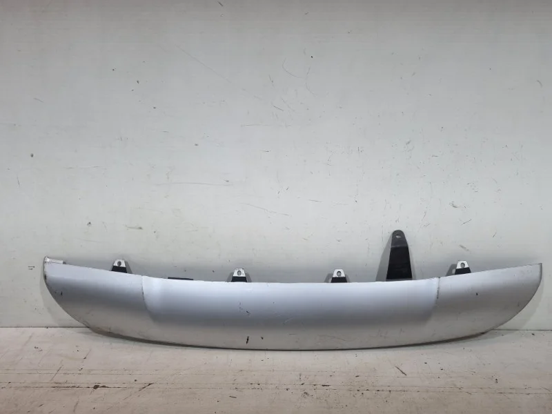 Накладка бампера Toyota Rav4 2016-2019 45