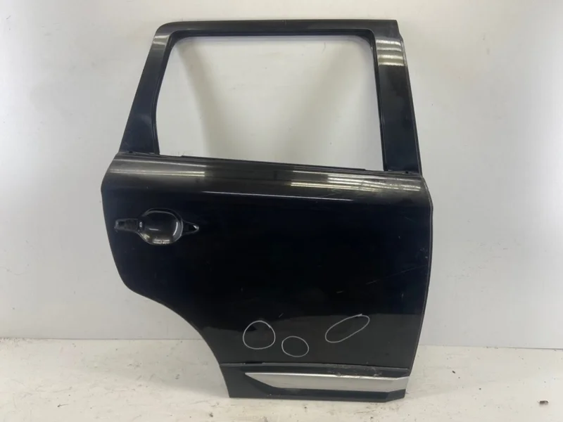 Дверь Outlander 2015- 3