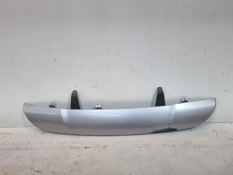 Накладка бампера Toyota Rav4 2016-2019