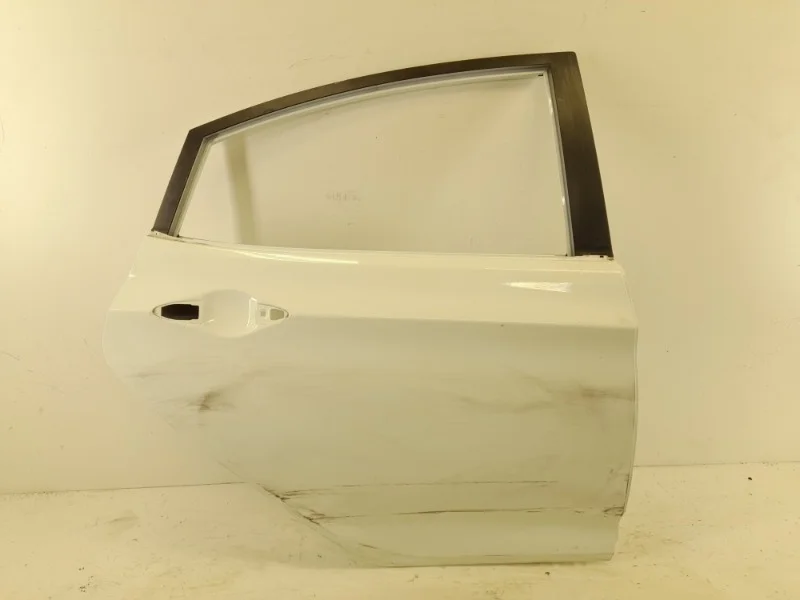 Дверь Hyundai Solaris 2010-2017