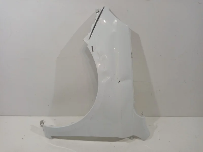 Крыло Lada Vesta 2015-