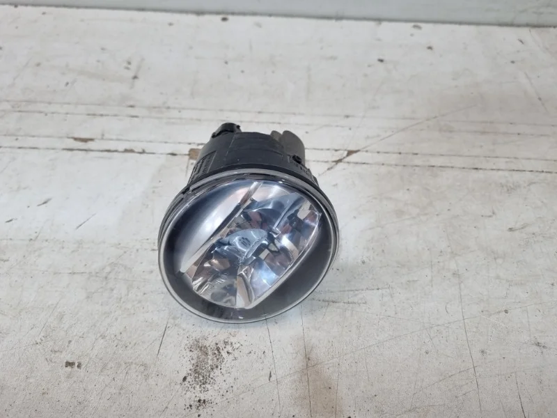 Фара противотуманная Toyota Camry 2018- 70