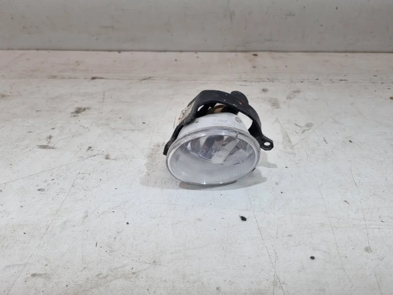 Фара противотуманная Toyota Corolla 2014-2018 180