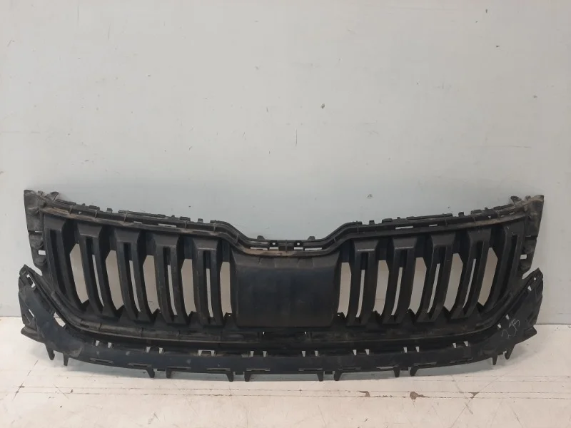 Решетка радиатора Skoda Kodiaq 2016-2020