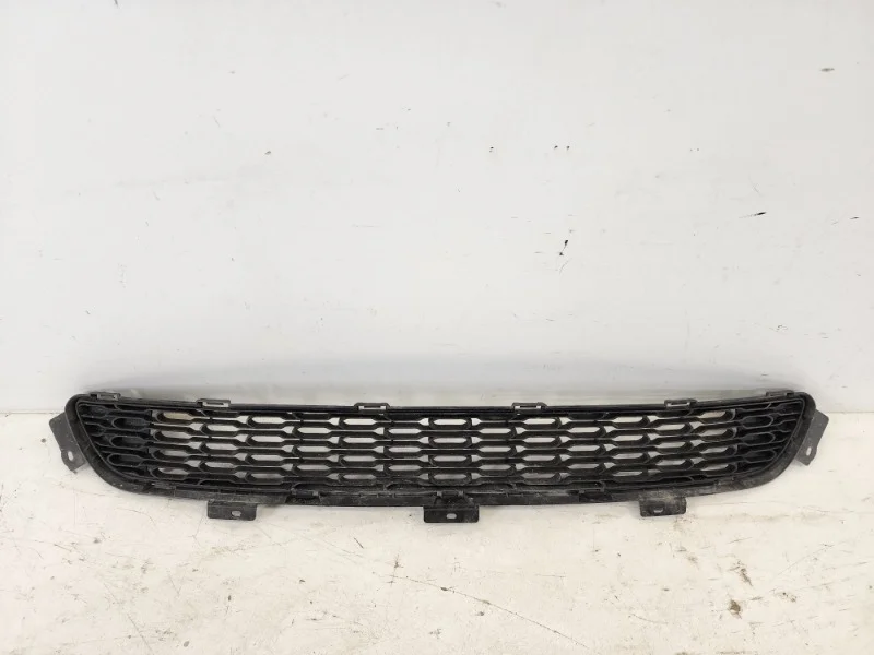 Решетка бампера Kia Sorento 2010-2018