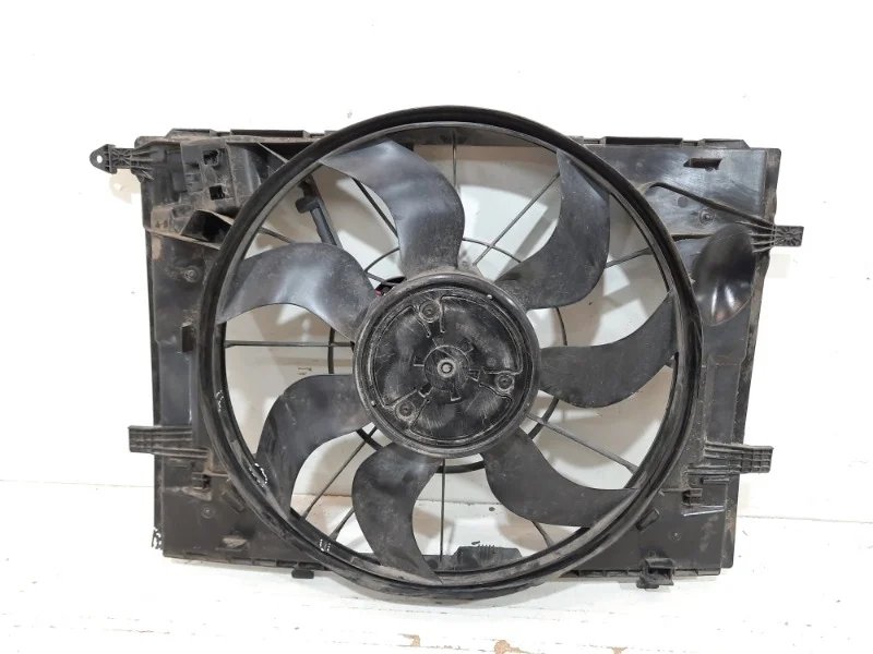 Диффузор вентилятора Mercedes-Benz -Class 2016-2022 W213