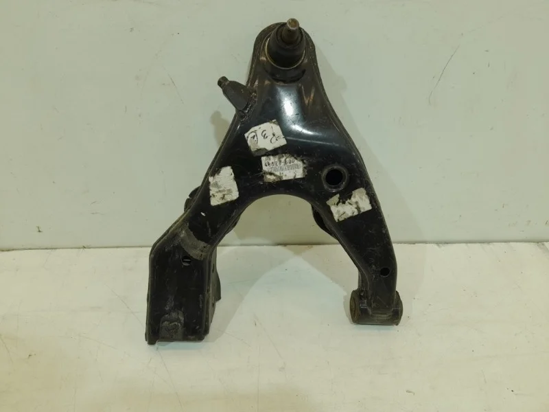 Рычаг подвески Toyota Land Cruiser 1998-2007 100