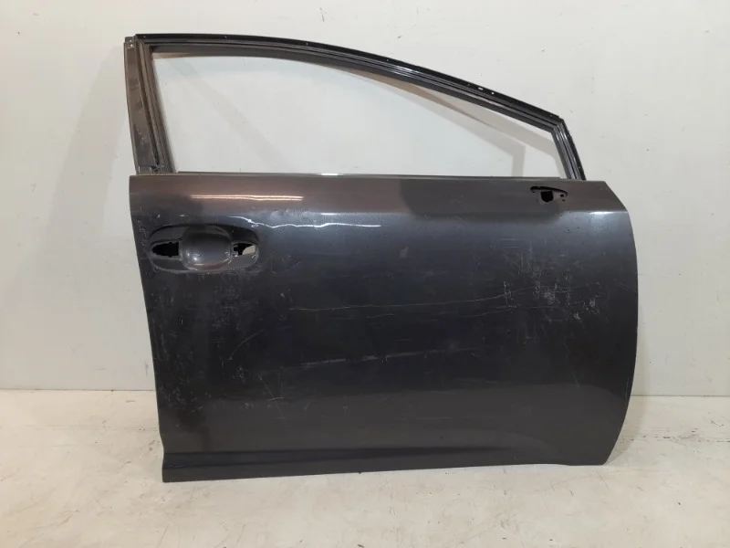 Дверь Toyota Avensis 2009-2018 T270
