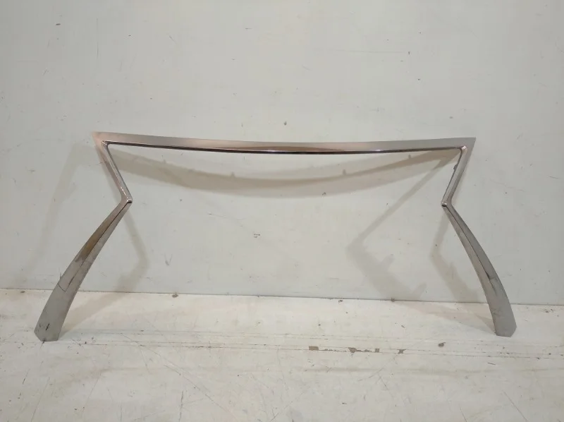 Молдинг решетки радиатора Lexus RX 2016-2019 4