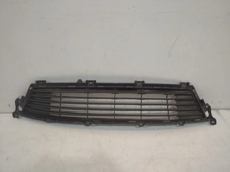 Решетка бампера Lexus ES 2012-2015 6