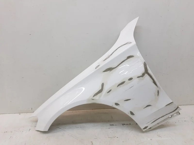 Крыло Mercedes-Benz -Class 2015-2021 W205