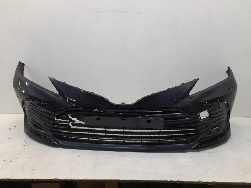 Бампер Toyota Camry 2021-2023 70