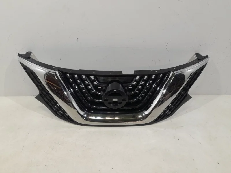 Решетка радиатора Nissan Murano 2014- Z52