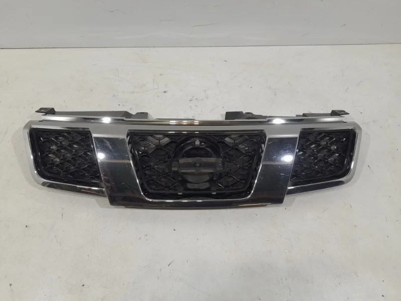 Решетка радиатора Nissan X-Trail 2007-2014 T31