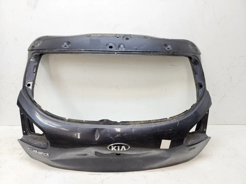 Крышка багажника KIa Ceed 2012-2018