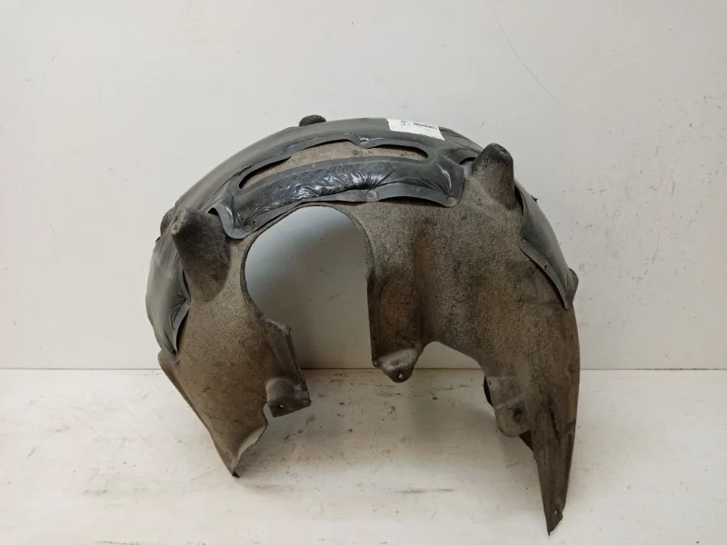 Подкрылок BMW 7er 2015- G11 G12