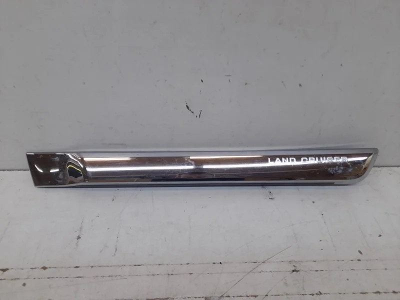 Молдинг двери Toyota Land Cruiser 2016-2021 200