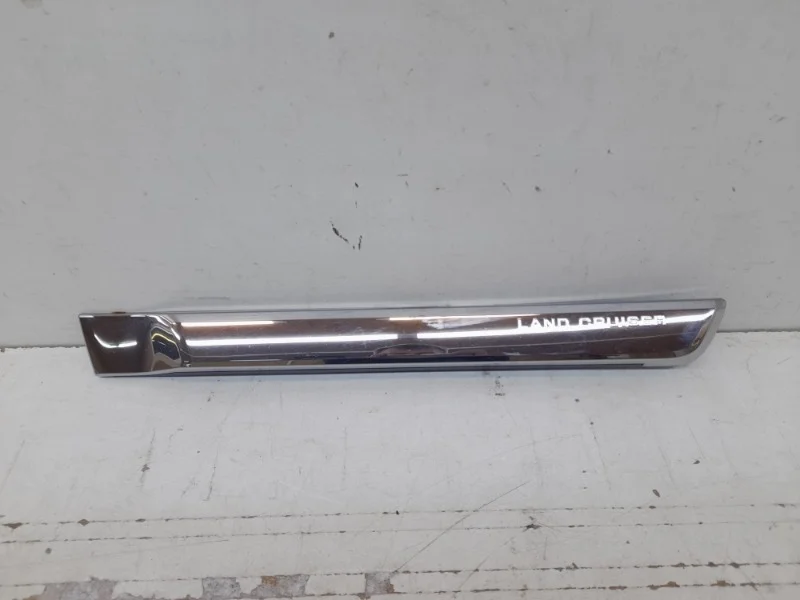 Молдинг двери Toyota Land Cruiser 2016-2021 200