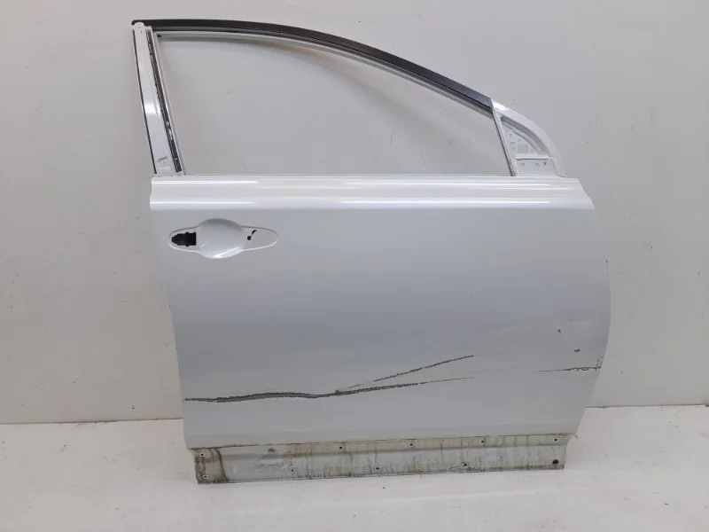 Дверь Toyota Rav4 2012-2019 40