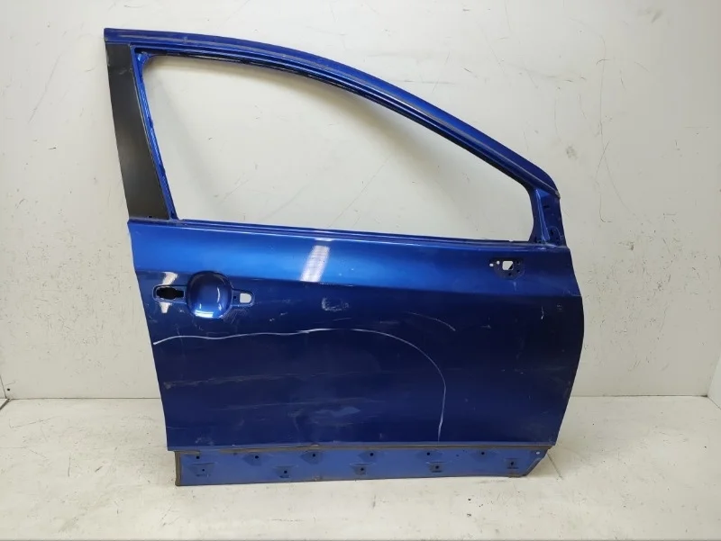 Дверь Suzuki SX4 2016- -Cross