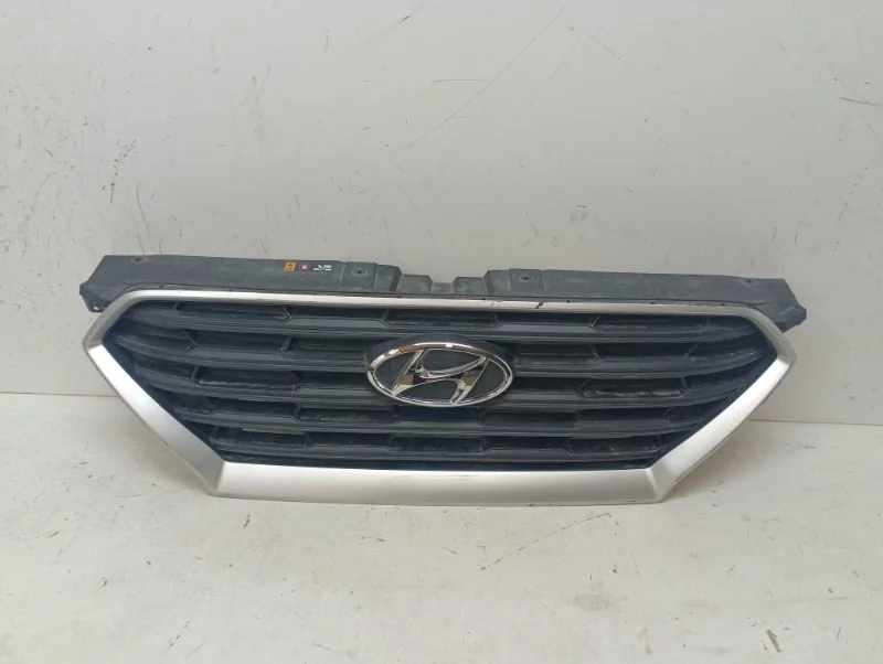 Решетка радиатора Hyundai Creta 2021-