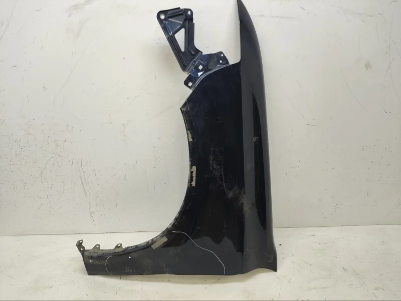 Крыло Outlander 2015- 3