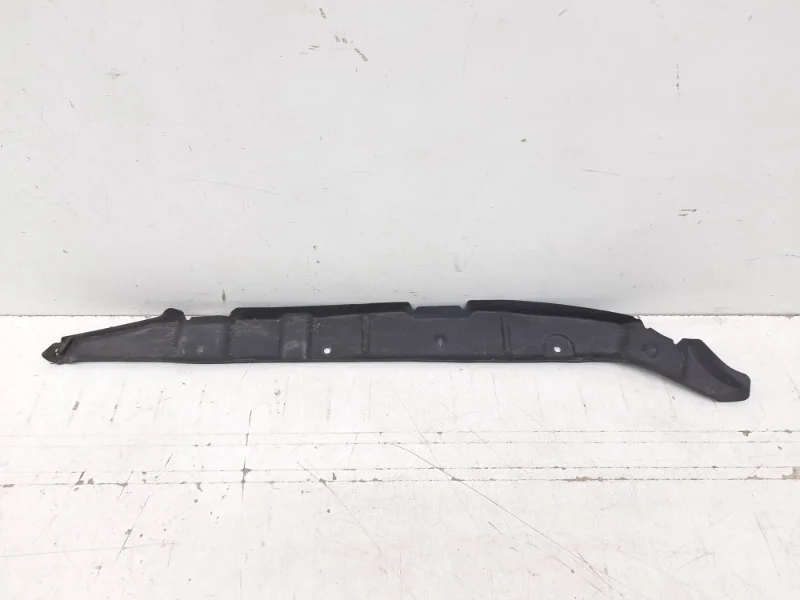 Пыльник крыла AUDI Q7 2015-2023 4M