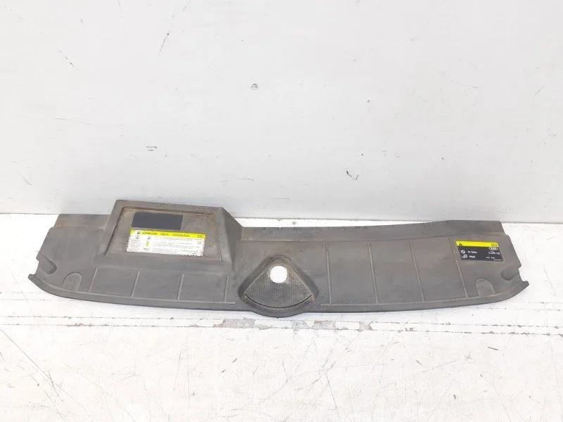 Накладка замка капота AUDI Q5 2016-2020 FY