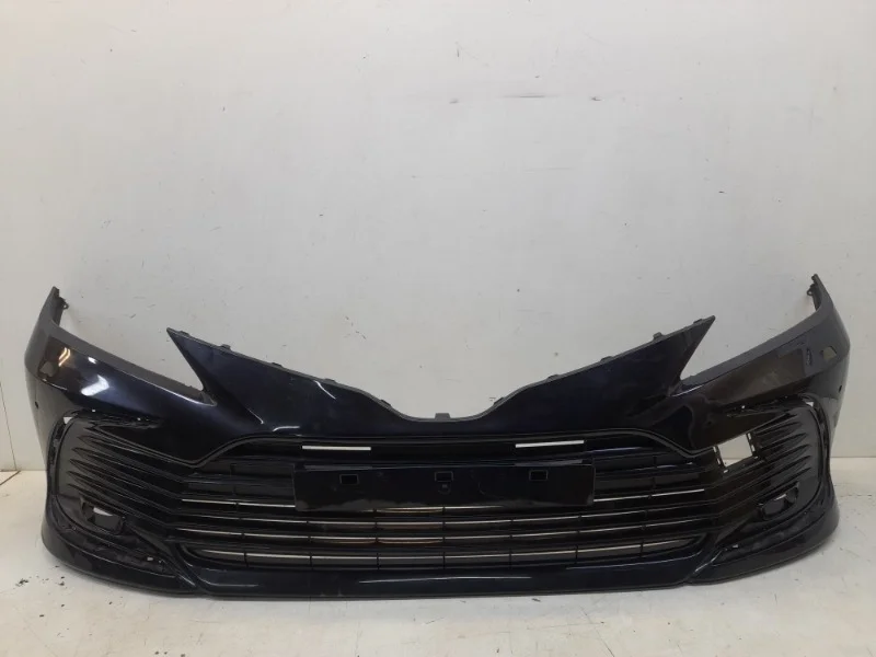 Бампер Toyota Camry 2017-2023 70