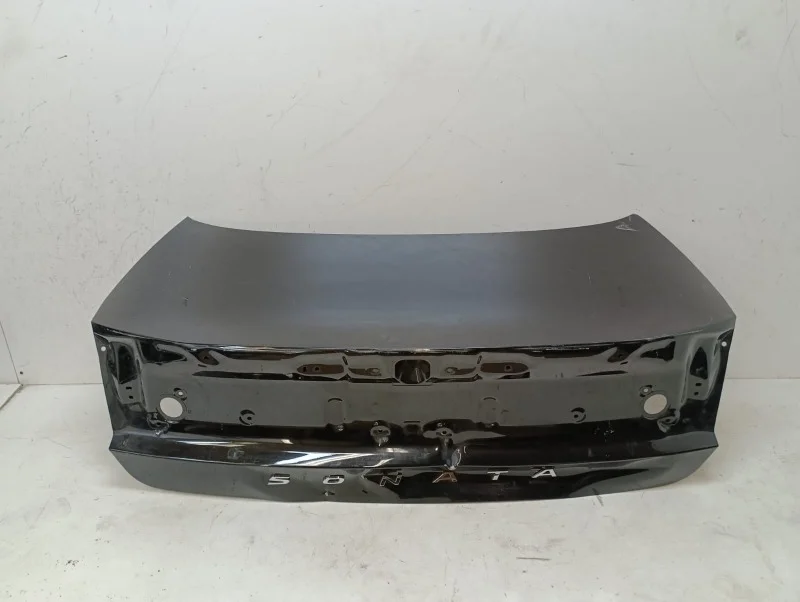 Крышка багажника Hyundai Sonata 2019- 8