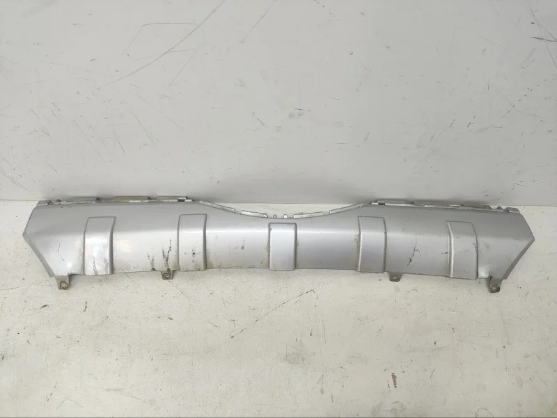 Накладка бампера Mitsubishi Pajero 2007- 4