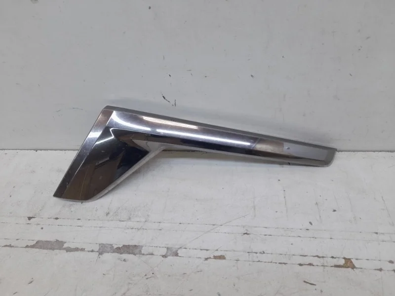 Хром фары Toyota Land Cruiser 2015-2021 200