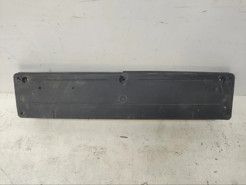 Площадка под гос. номер BMW X1 2012- E84