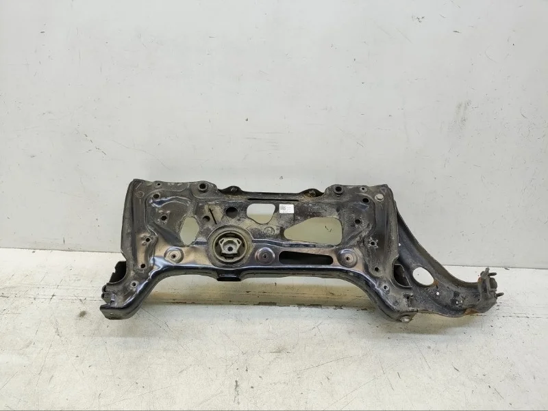 Подрамник Volkswagen Tiguan 2016-2023