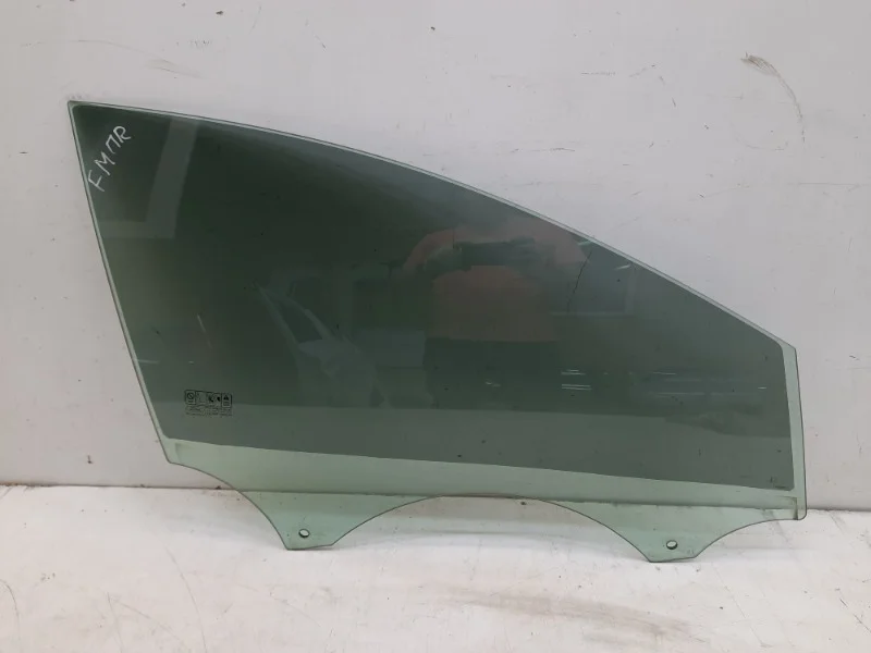 Стекло двери Ford Mondeo 2007-2014