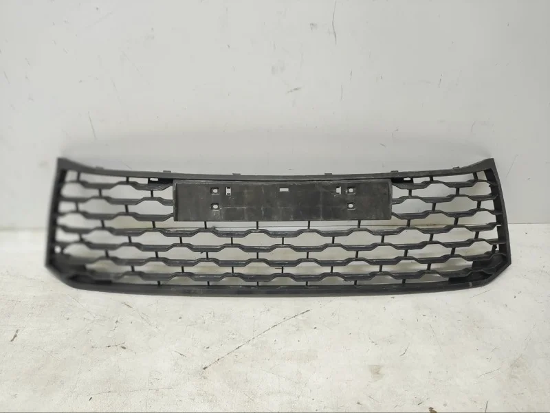 Решетка бампера Pajero Sport 2015- 3