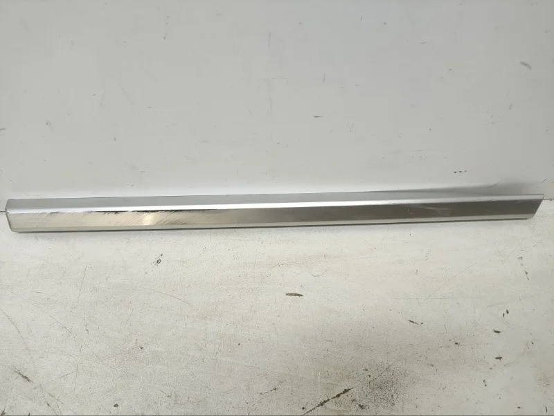 Накладка двери Land Rover Range Vogue 2012- L405