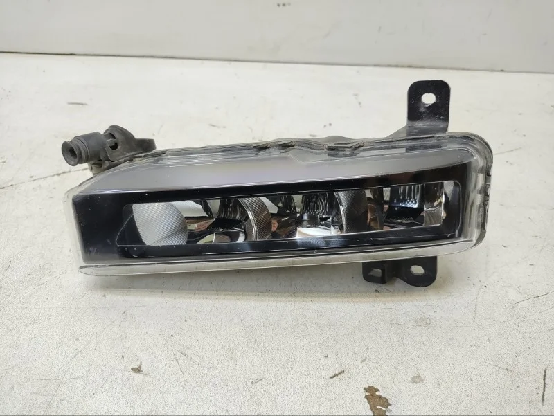 Фара противотуманная BMW 3er 2018- G20