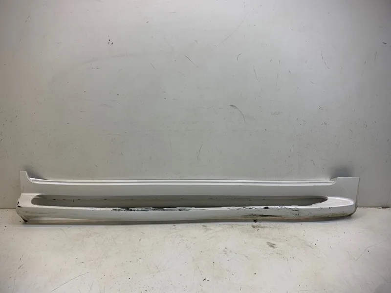 Накладка порога Toyota Land Cruiser 2012-2021 200